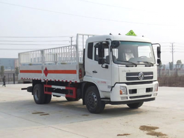 東風(fēng)天錦氣瓶運(yùn)輸車(國(guó)五)