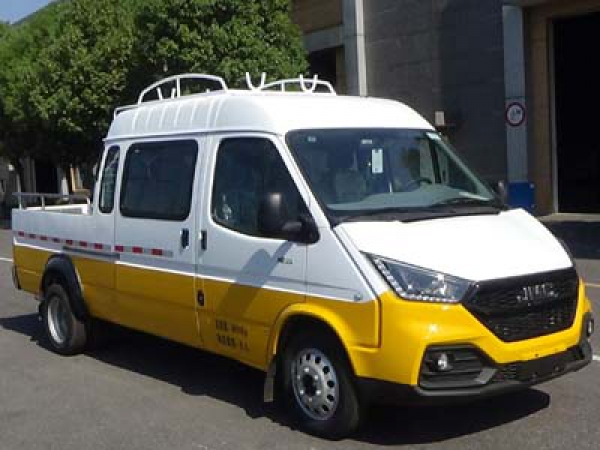 江鈴特順9座中頂電力工程車(chē)(上藍(lán)牌)